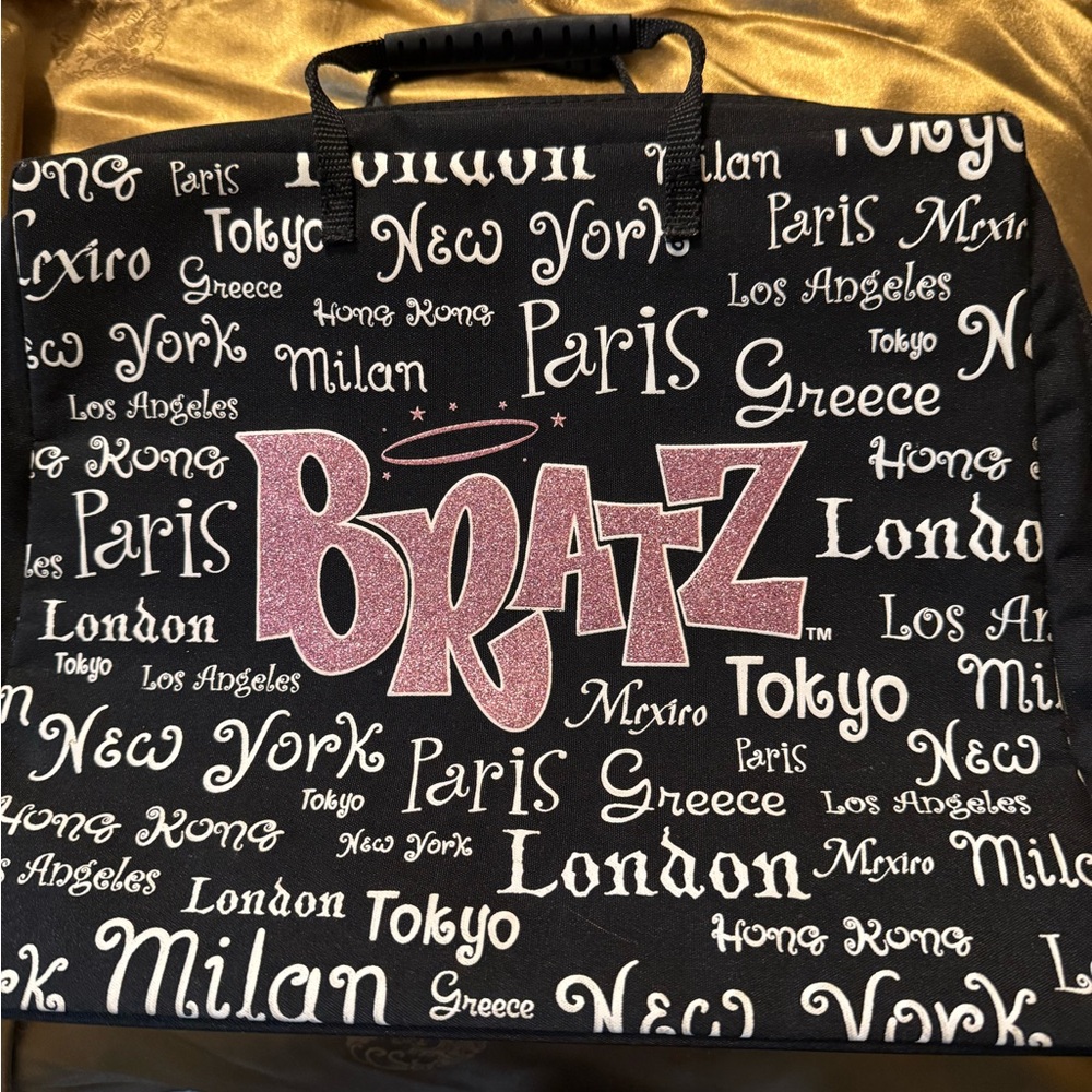 Bratz Black Cosmetic Bag
